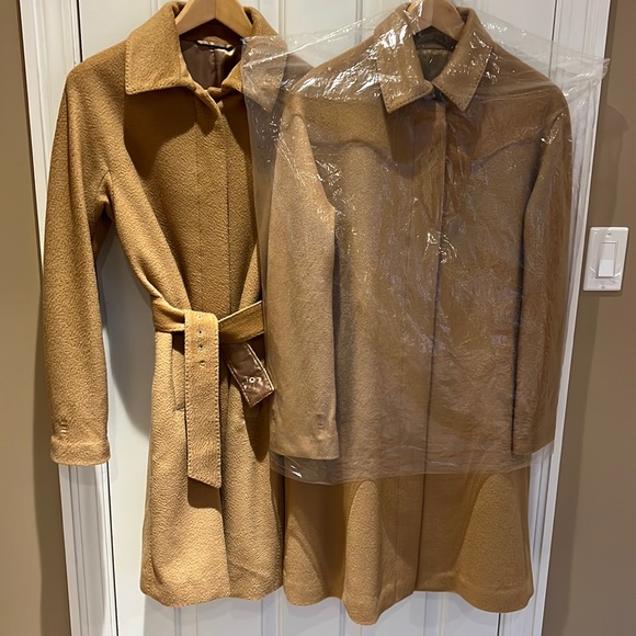 Camel coat - Picture 1 of 3